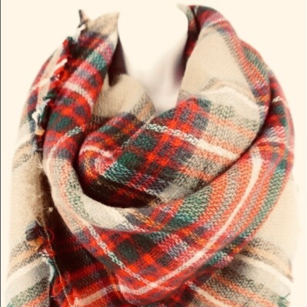 CREAM BRICK WRAP SCARF